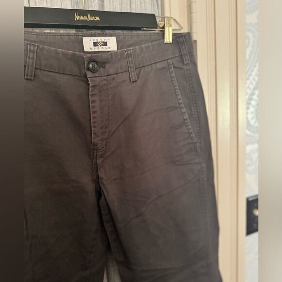 Joseph Abboud - Picture 3 of 5